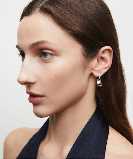 Earrings irregular hoop 6mm Barbara