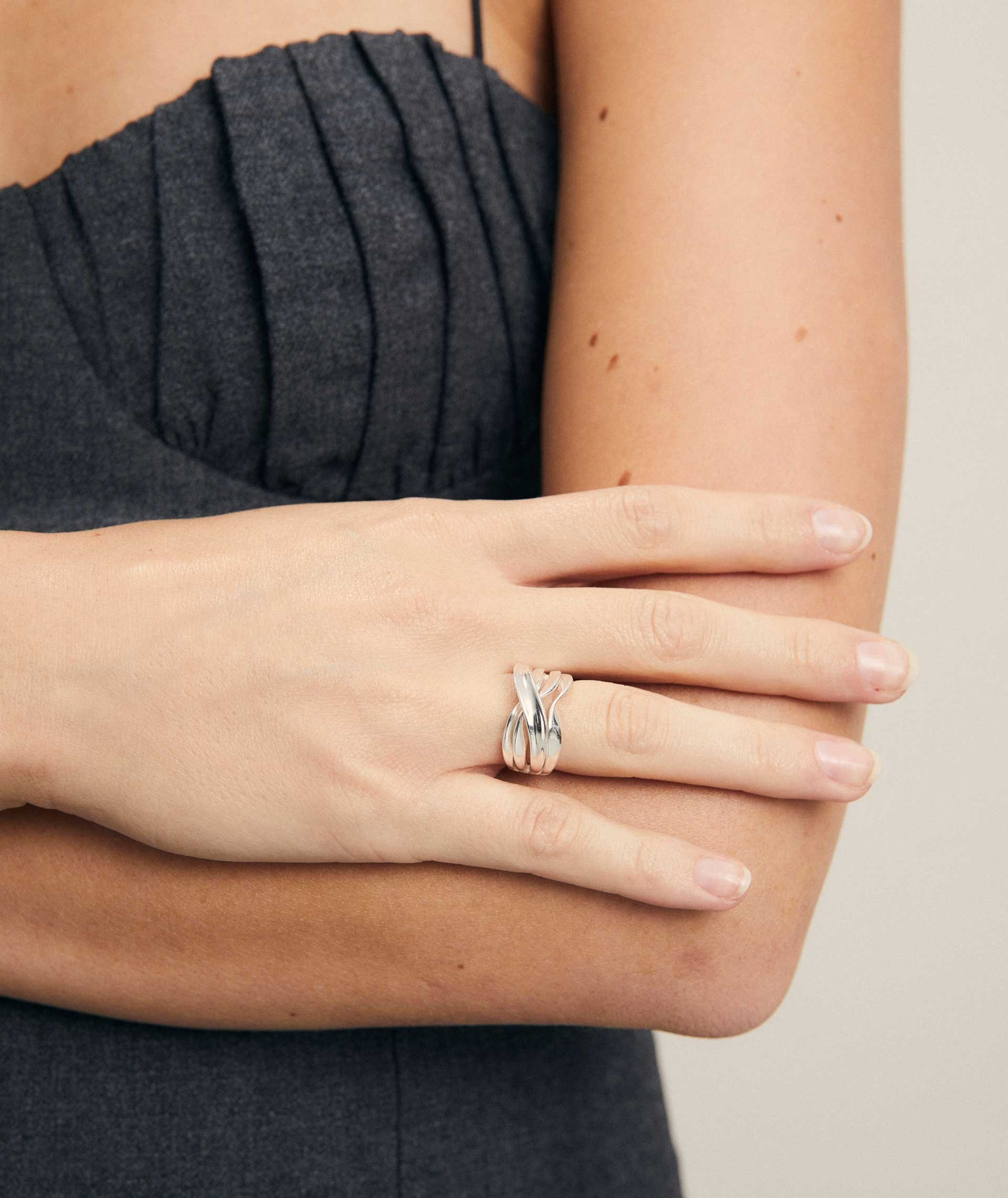 Ring Dance silver 925 strips with circumlides