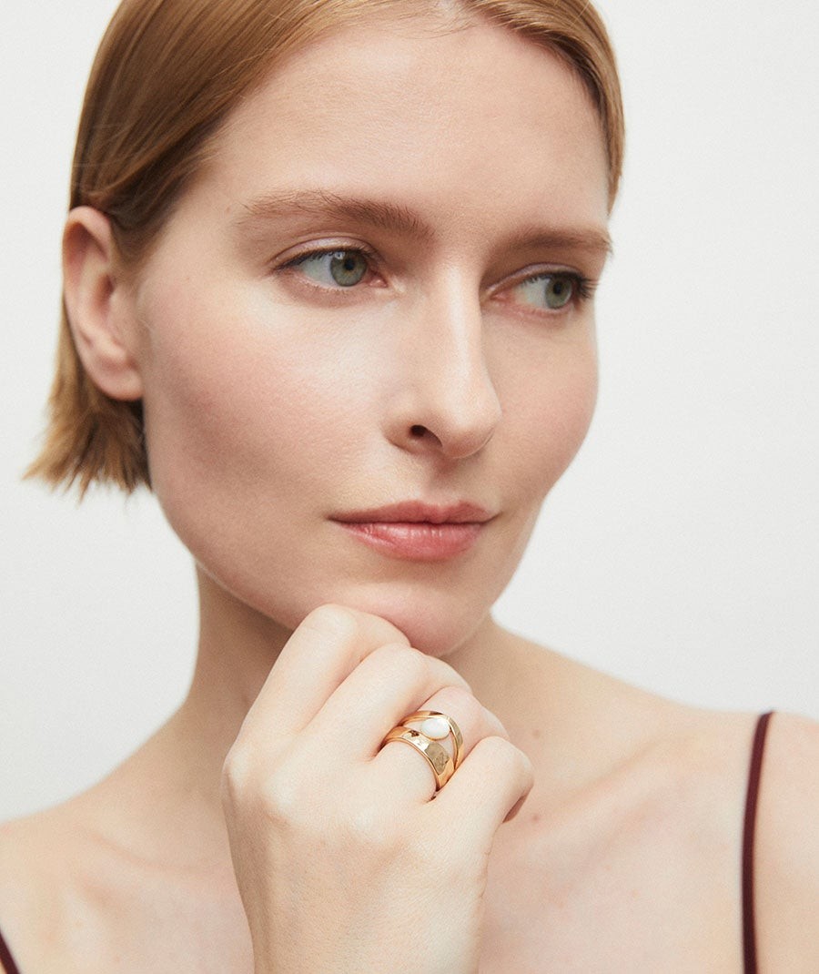 Ring Reflexe with white Mother of Pearl