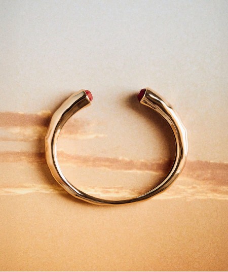Brazalete rígido Salada con Ágata roja