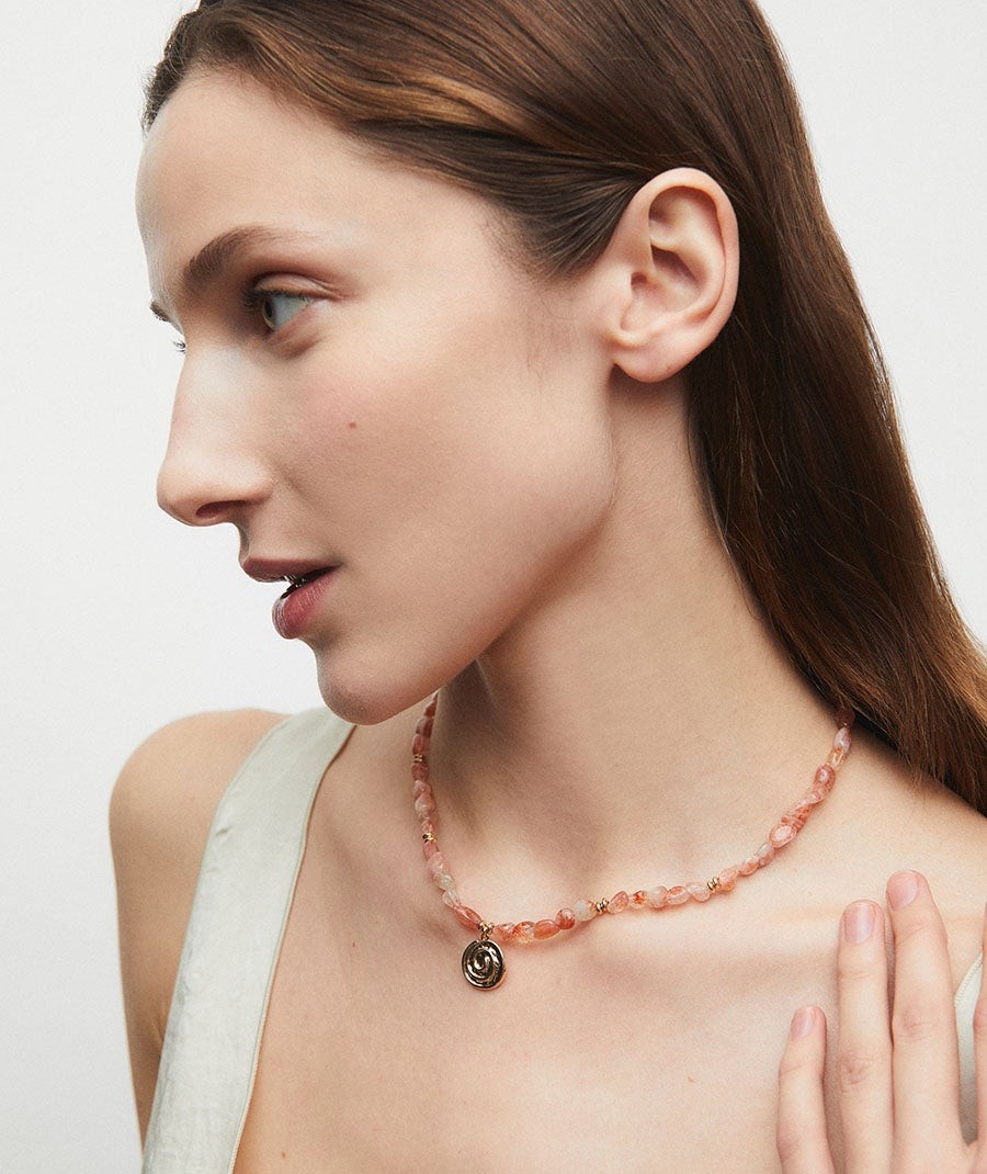 Necklace seashell Petra with orange sunstone