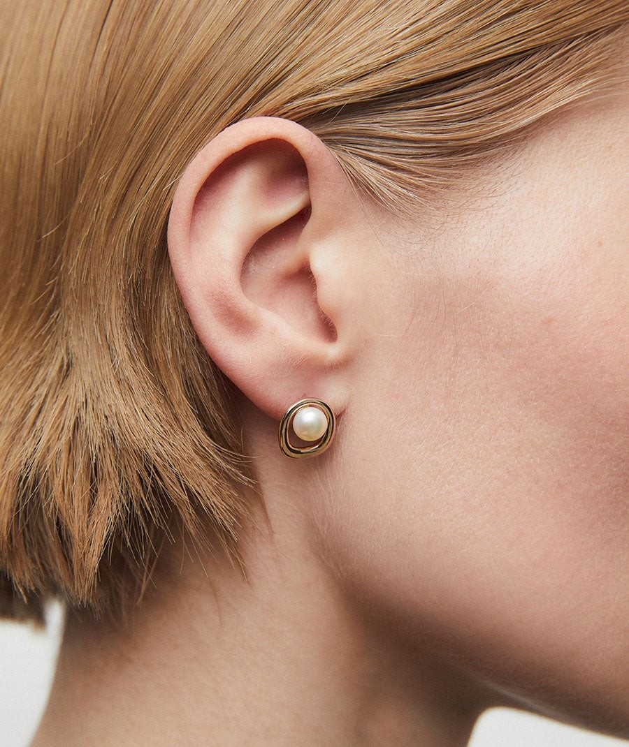 Earrings sphere Glassé with white cultured pearl